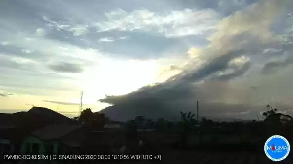 Sore Ini, Sinabung Erupsi Lagi Setinggi 1.000 Meter