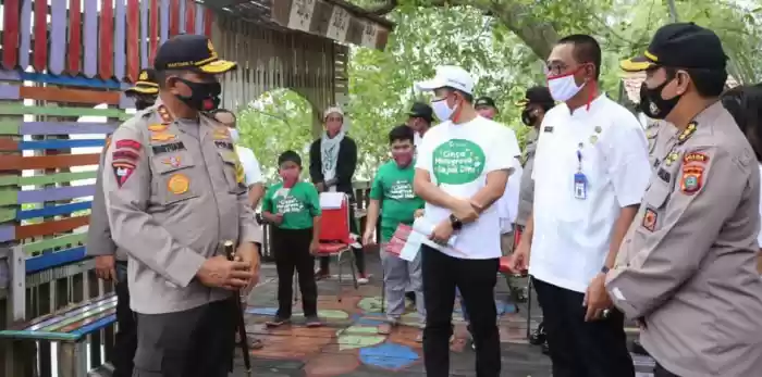 Kapoldasu Tinjau Kawasan Wisata Mangrove Danau Siombak