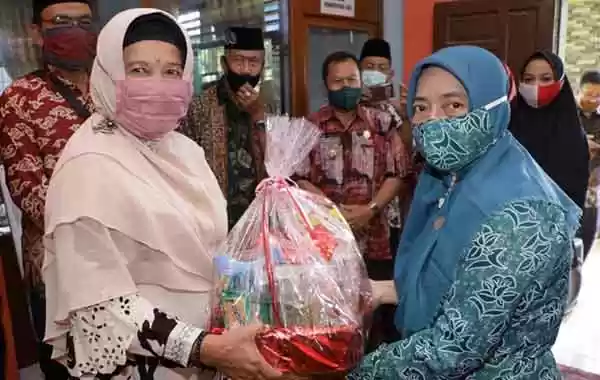 PKK Kabupaten Asahan Gelar Bhakti Sosial Sambut HUT RI ke-75