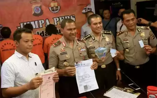 Johni Asadoma, dari Ring Tinju hingga Jadi Kadiv Hubinter Polri
