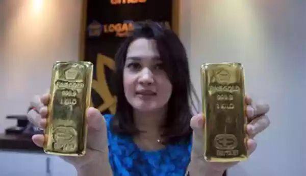 Harga Emas Antam Masih Tetap Berada di Rp1.055.000 Per Gram