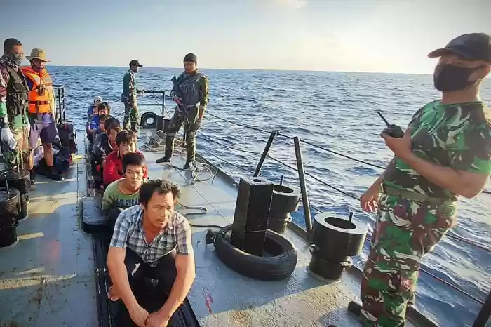 Masuk Perairan Indonesia Tangkap Ikan, Kapal Vietnam Diamankan