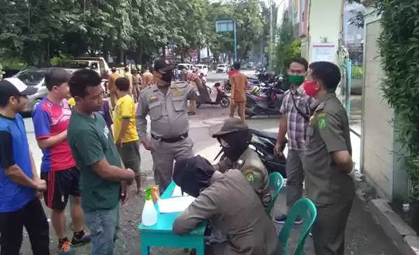 Gubsu : Tak Pakai Masker,  Didenda Rp100.000