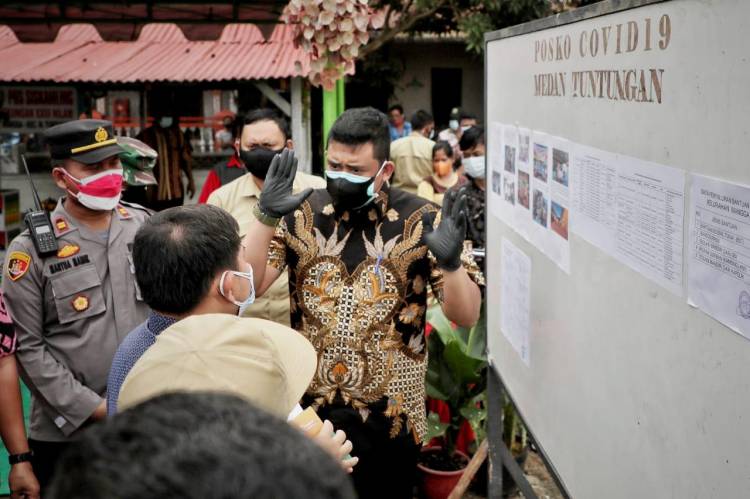 Tinjau Isolasi Lingkungan, Bobby Nasution Optimis metode yang diterapkan Efektif turunkan Kasus Covid-19