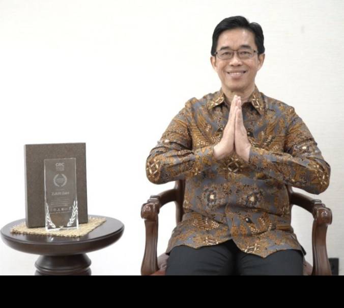 Direktur Utama PLN meraih penghargaan Lifetime Achievement