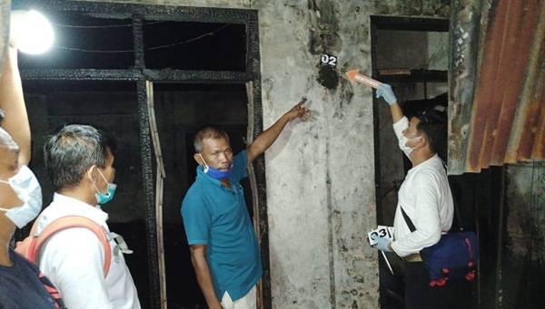 Empat Unit Ruko di Perdagangan Hangus Dilahap si Jago Merah
