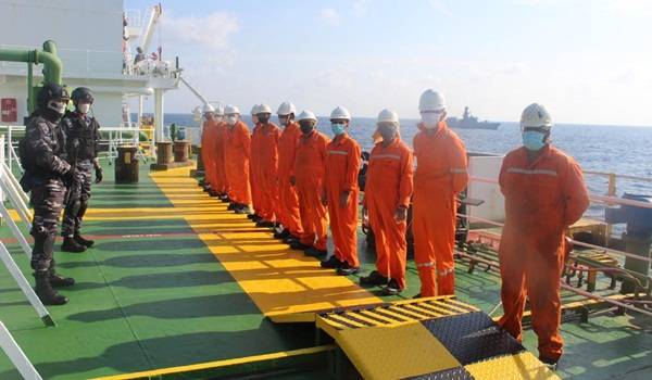 TNI AL Tangkap Kapal Tanker Buronan Pemerintah Kamboja