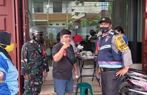 Puluhan Warga Siantar Menjalani Swab Antigen Secara Acak