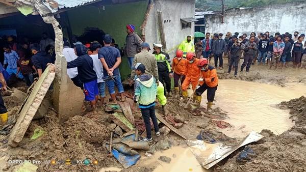 Longsor Kabanjahe, Dua Korban Belum Ditemukan