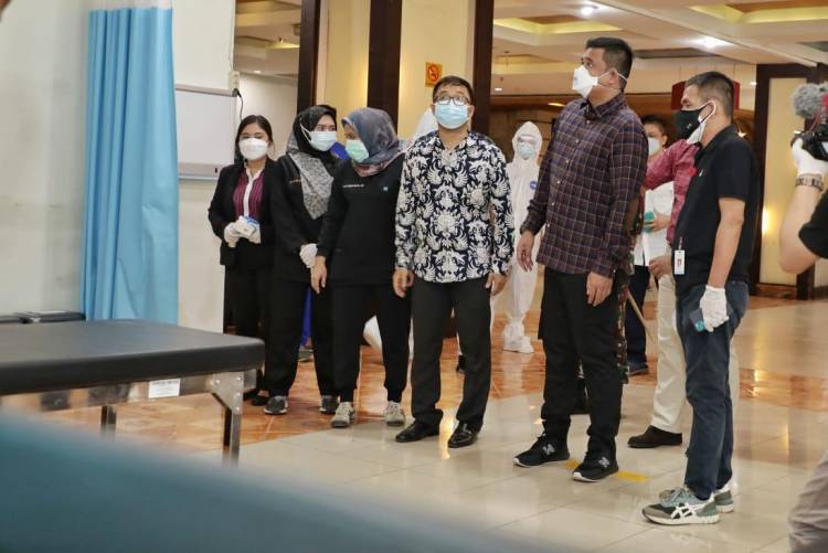 Saksikan Pasien Pertama Masuk Isoter, Wali Kota Medan Fokuskan OTG Untuk Jalani Isolasi di Isoter
