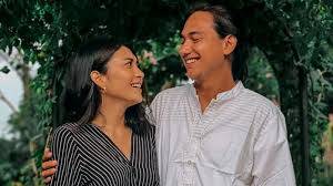 Pamer Foto Istri Pakai Bikini, Adipati Dolken Dinyiyirin Netizen