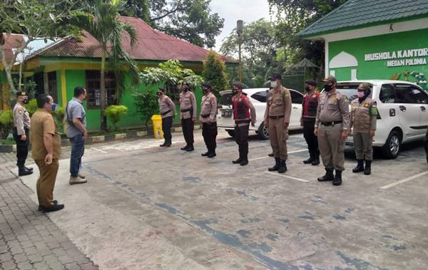 Personil Polsek Medan Baru Bersama 3 Pilar Kecamatan Medan Polonia PPKM Level 4