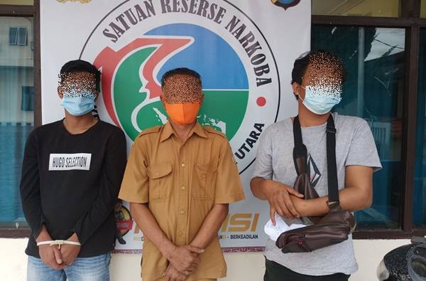 Duh, Oknum PNS di Taput Keciduk Polisi Nyabu dalam Gubuk