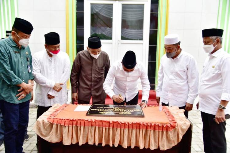 Masyarakat Kesulitan Lahan Pemakaman, Edy Rahmayadi Langsung Telepon Direktur PTPN II