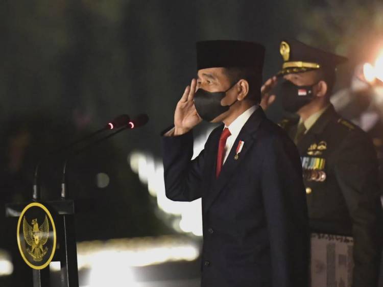Panglima TNI Ikuti Apel Kehormatan dan Renungan Suci di TMPN Kalibata