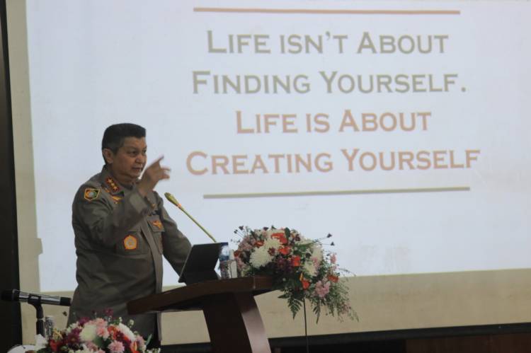 Kalemdiklat Polri Berikan Kuliah Umum kepada Siswa SIP Angkatan 50