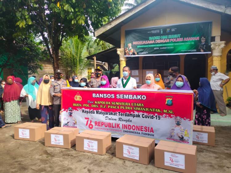 Badko HMI Sumut Bersama Polres Asahan Bagikan Paket Sembako