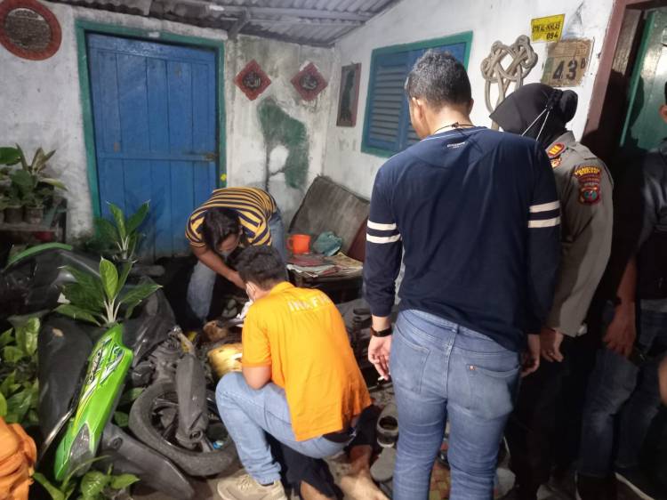 Anak Durhaka Bunuh Ayah dan Abang Kandung