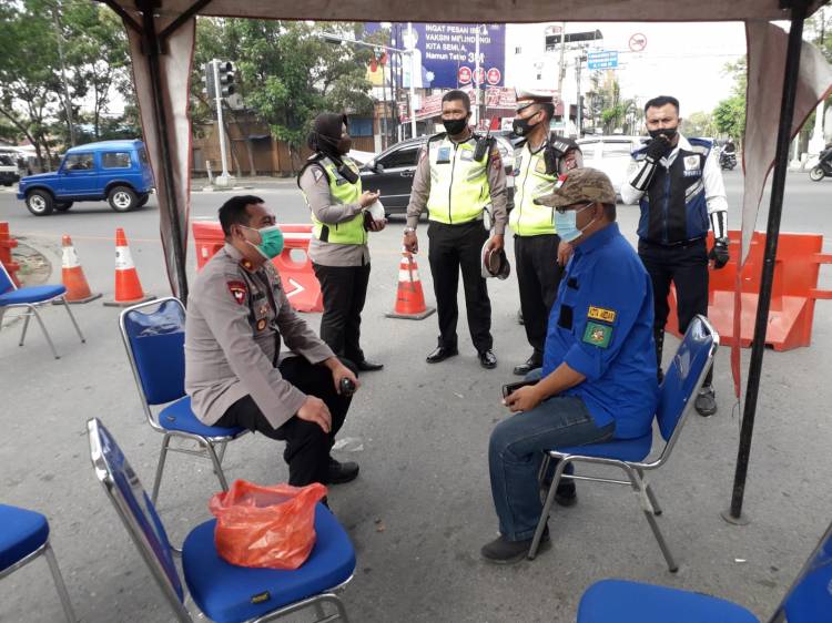 Kapolda Jatim dan Pangdam V Brawaijaya Apresiasi Arema Pelopor Vaksinasi