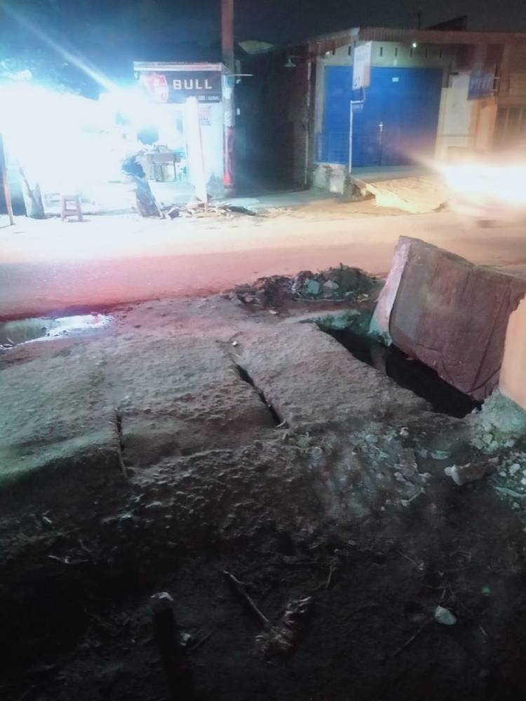 Proyek  Drainase di Pasar 5 Tembung Amburadul, Bupati DS Diminta Panggil Kadis PU