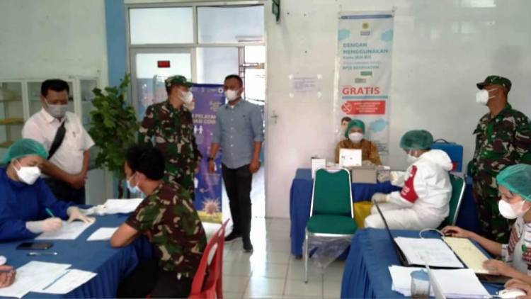 Dorong Animo Warga, Dandim 0206/Dairi Tinjau Serbuan Vaksinasi TNI di Pakpak Bharat
