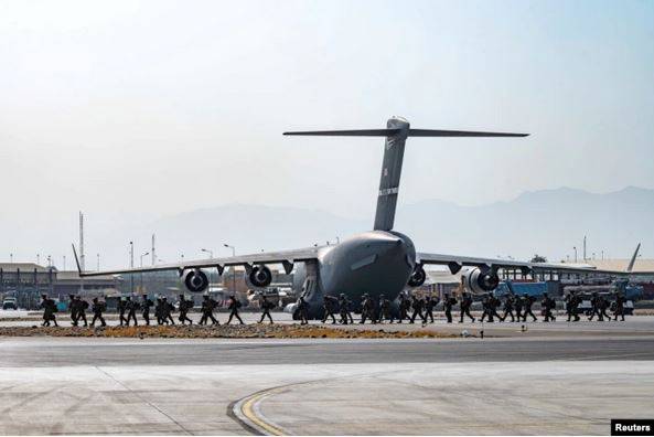 Baku Tembak Terjadi, Petugas Keamanan Tewas di Bandara Kabul Afghanistan Tewaskan