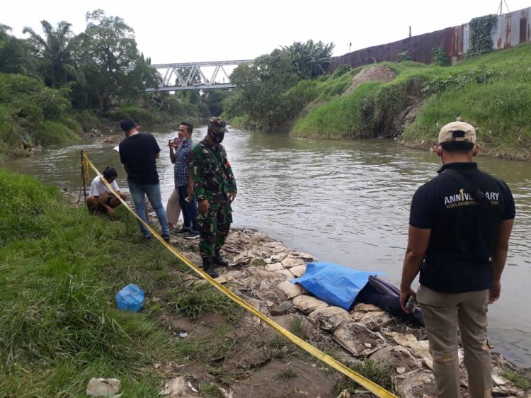 Mayat Mr X Ditemukan Hanyut Di Sungai Klambir V Medan Helvetia
