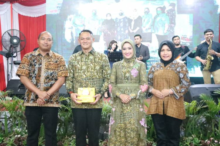 Kapolres Sergai dan Ketua Bhayangkari Cab. Sergai Hadiri Pisah Sambut Dandim 0204 / DS.