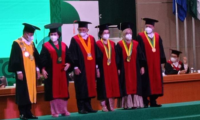 Empat Guru Besar USU Dikukuhkan
