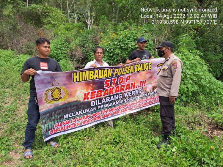 Bhabinkamtibmas Polsek Balige Sosialisasi Kepada Masyarakat Cegah Karhutla
