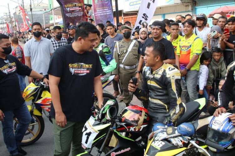 Peserta dan Warga Antusias Sambut Street Race Kolaborasi Medan Berkah