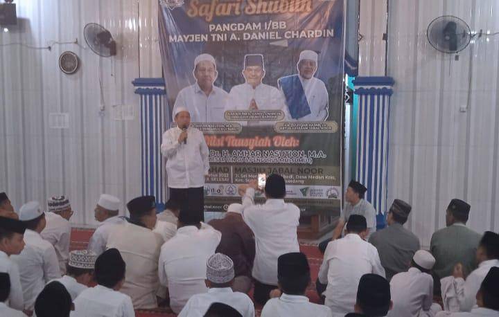 Pangdam I Bukit Barisan Gelar Safari Subuh Arafah Kini Masjid Pondok Pesantren Jabal Noor