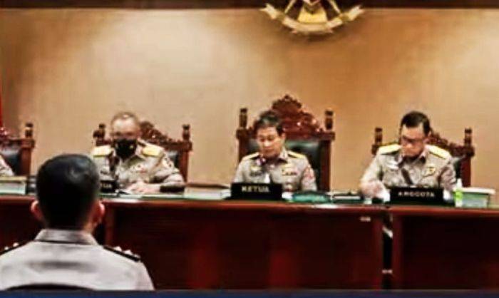 Tok Tok Tok! Tanpa Adanya Perbedaan Pendapat Disidang Kode Etik, Irjen Ferdy Sambo Diputuskan Dipecet Tidak Hormat
