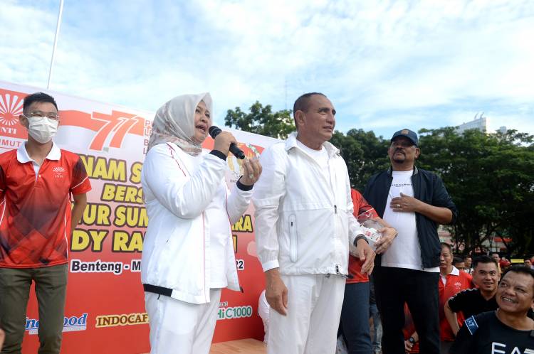 Semarakkan Hari Kemerdekaan RI, Edy Rahmayadi dan Nawal Lubis Senam Pagi Bersama Ribuan Masyarakat