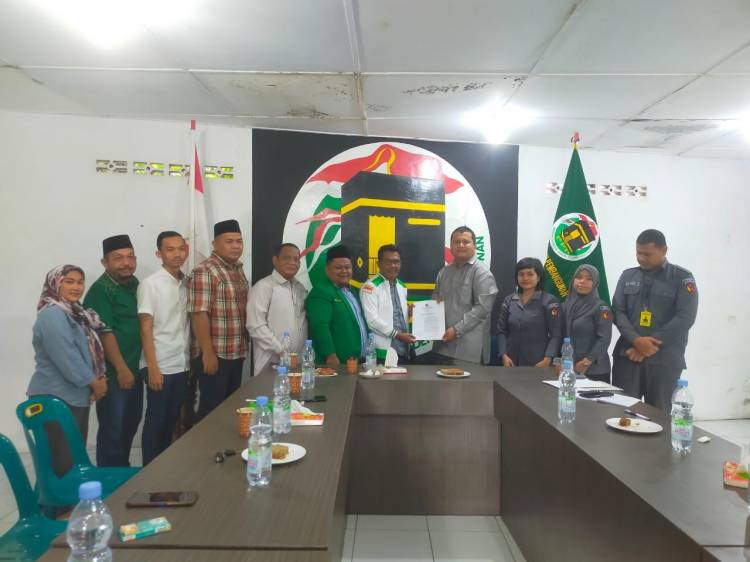 DPC PPP Kota Binjai Serahkan SK Terbaru Kepada Bawaslu