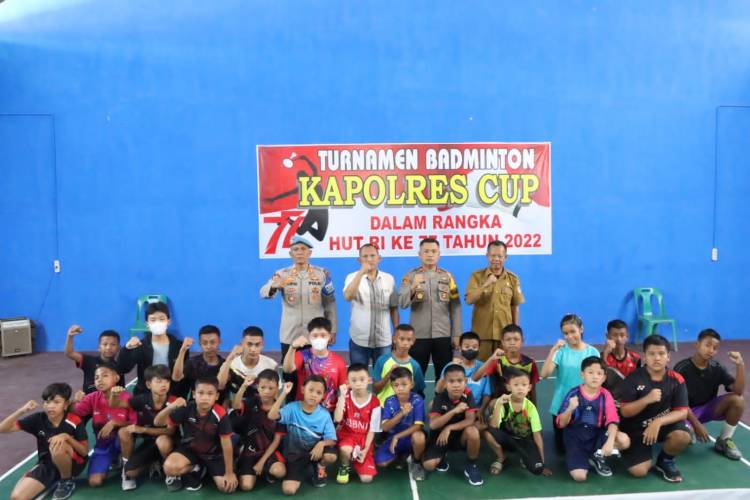 Polres Sergai Gelar Turnamen Badminton Kapolres Cup