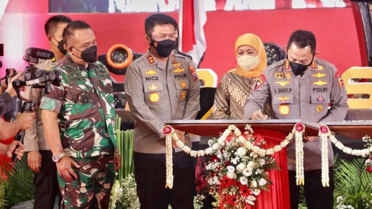 Tujuh Gedung Dan Fasilitas Baru Polda Jatim Dari Dana Hibah Pemprov Jatim Diresmikan Penggunaannya Oleh Kapolri dan Gubernur Jatim