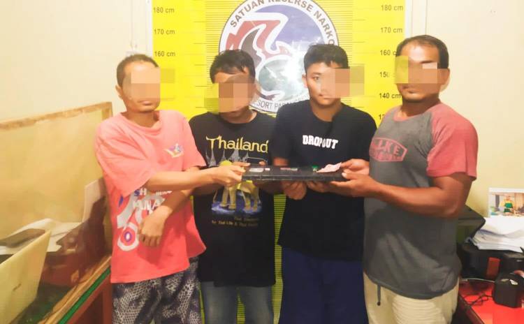 Asik Konsumsi Sabu Empat Pria Di Tangkap Polisi