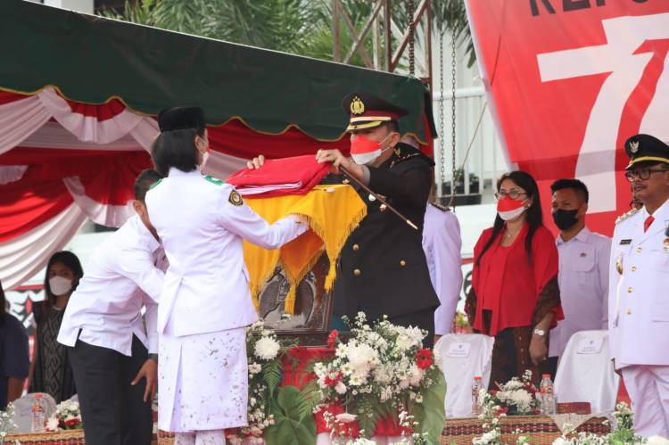Jadi Irup Upacara Penurunan Bendera Merah Putih HUT RI Ke-77, AKBP Ronald Apresiasi Kekompakan Masyarakat Simalungun