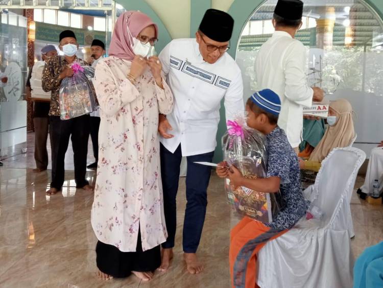 Peringatan 77 Tahun Kemerdekaan RI PTPN II Santuni 77 Anak Yatim