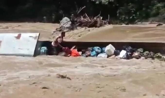 Perahu Terbalik, Rombongan Pengantin Selamat dari Maut