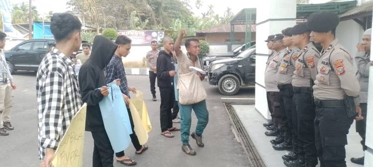 GMPM Aksi Jilid II Minta Kejari Madina Periksa Kadis PUPR