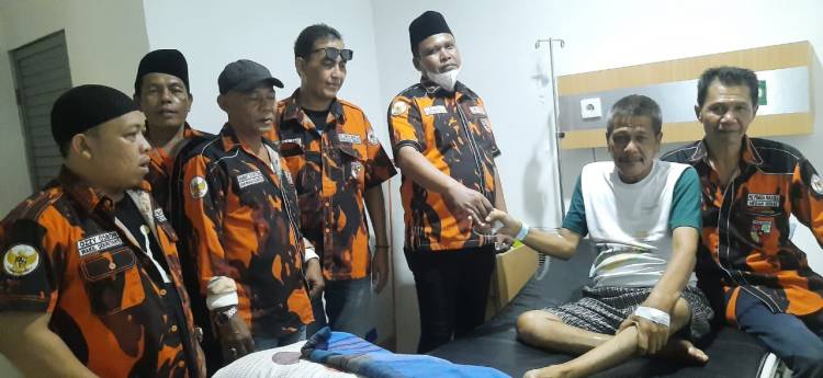 PAC Pemuda Pancasila Medan Denai, Mengunjungi Wakil Ketua Yang Sedang Sakit