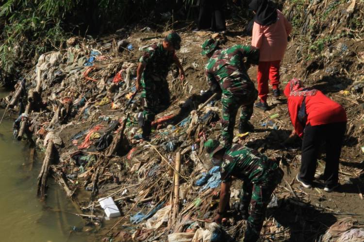Kodim 0201/Medan Melaksanakan Pembinaan Lingkungan Hidup TA 2023,