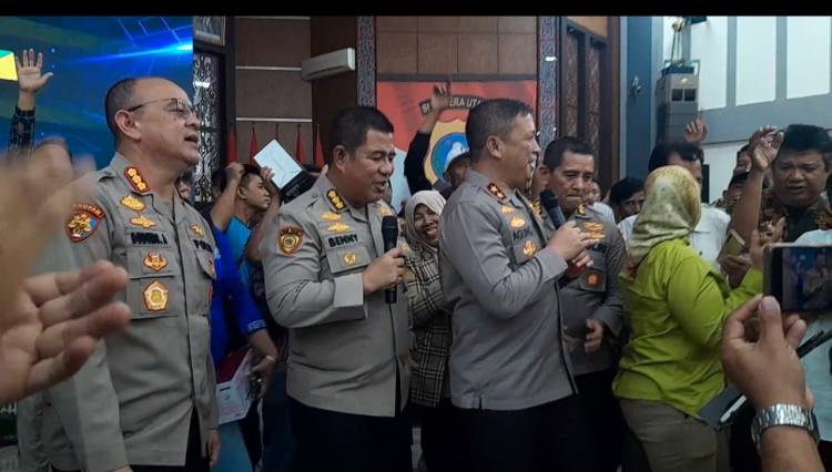 Ngeband Bersama Wartawan, Kapolda Sumut Bagi Bermacam-macam Hadiah Menarik