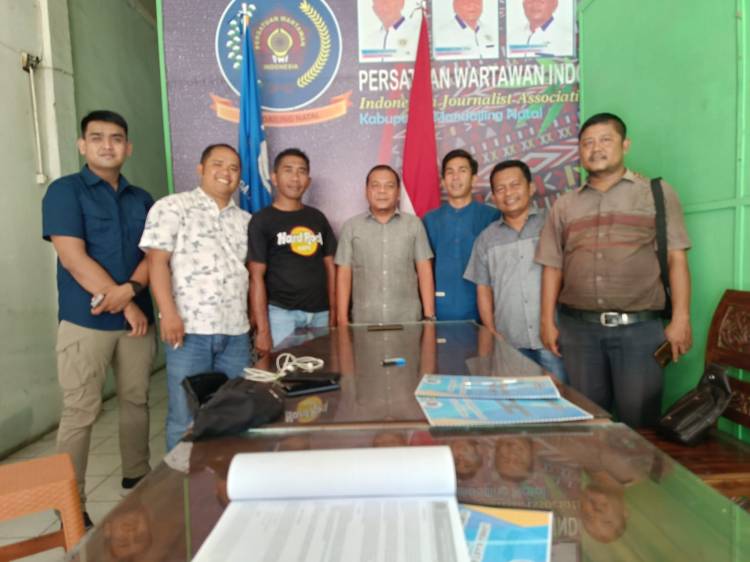 Semarakkan HUT RI, PWI Madina gelar lomba karya tulis Pelajar dan Umum
