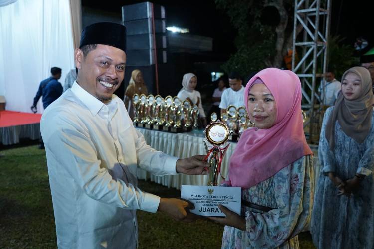 Warga Antusias Hadiri Penutupan Festifal Qasidah  XVI Tingkat Tebingtinggi