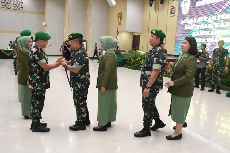 Kodam I/BB Gelar Sertijab 3 PJU serta Tradisi Korps Kasiren Korem 032/Wbr dan Dandim 0315/TP