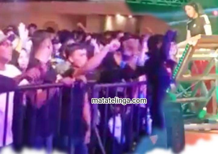 Satu Jam DJ Una Unjuk Penampilan, Asahan Religius Terkikis