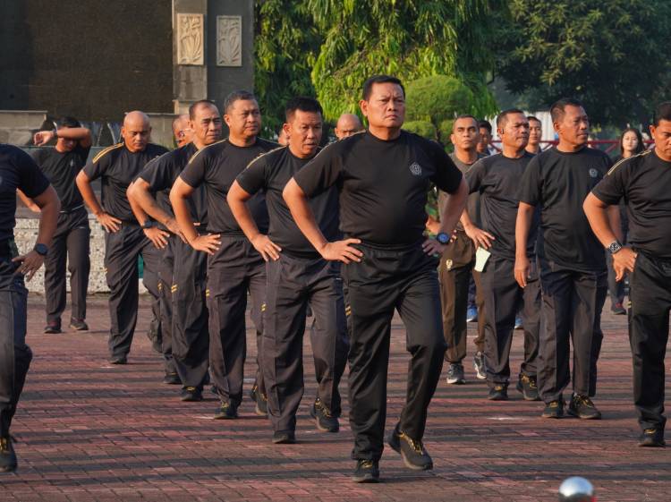 Panglima TNI: Pastikan Pasokan Logistik Sampai Pada Pasukan Tepat Waktu dan Sasaran
